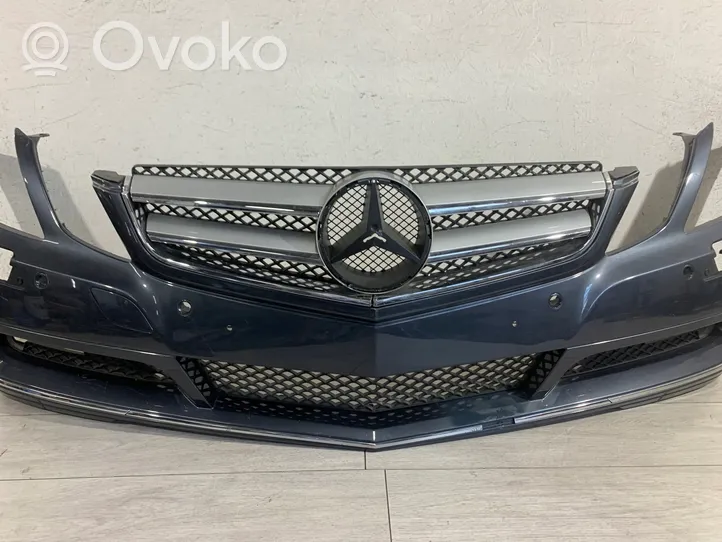 Mercedes-Benz E C207 W207 Paraurti anteriore A2078850425