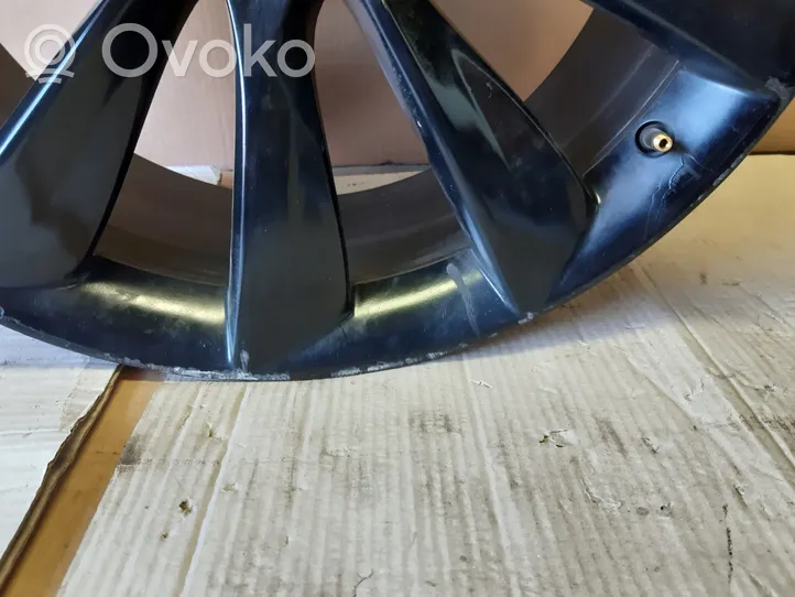 Tesla Model S R21-alumiinivanne 600586800E