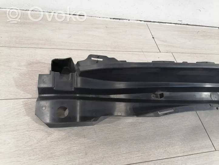 Volvo V60 Priekšpusē bampera sastiprinājums 31323835