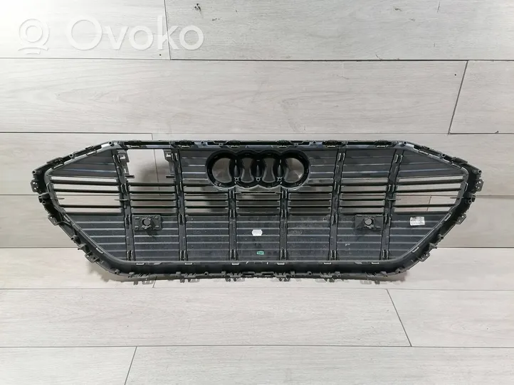 Audi e-tron Oberes Gitter vorne 4KE853651