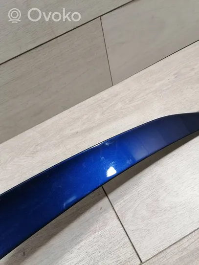 Lamborghini Urus Spoiler tylnej szyby klapy bagażnika 4ML827950