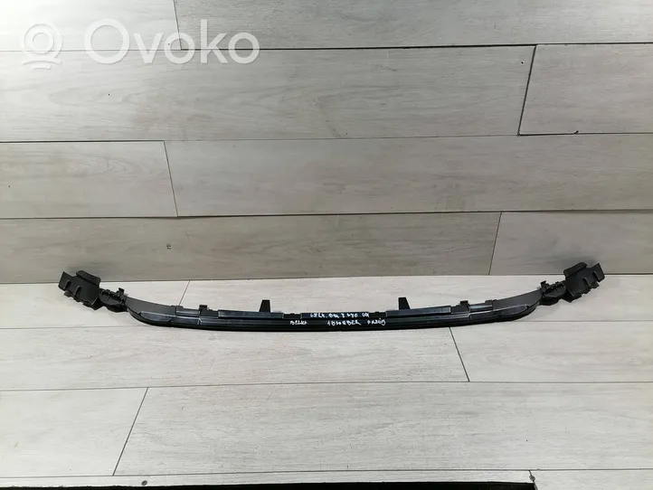 BMW 5 G30 G31 Absorber zderzaka przedniego 8746307