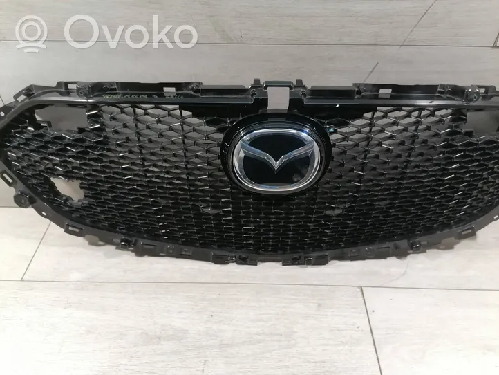 Mazda 3 Maskownica / Grill / Atrapa górna chłodnicy BCKN-50711