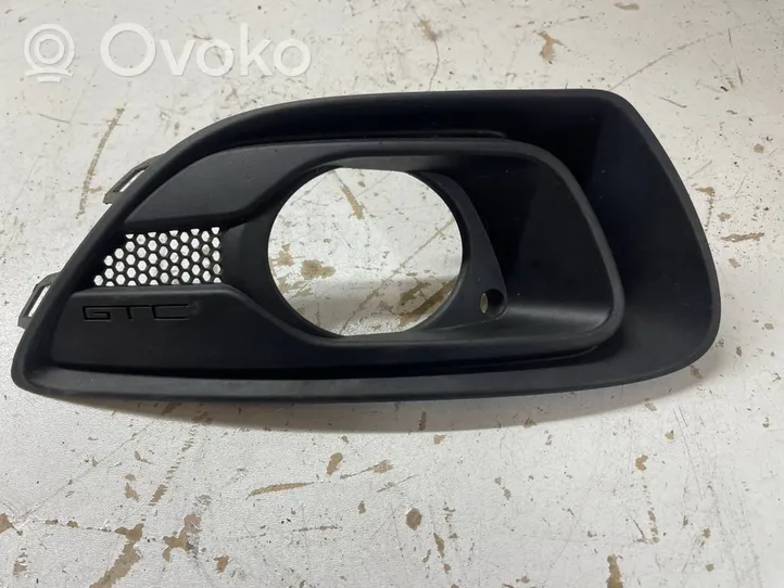 Opel Astra J Grille antibrouillard avant 13264573