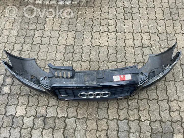 Audi A4 S4 B6 8E 8H Zderzak przedni 8e0807437