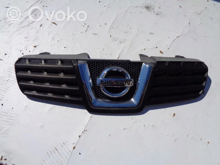 Nissan Qashqai Atrapa chłodnicy / Grill 