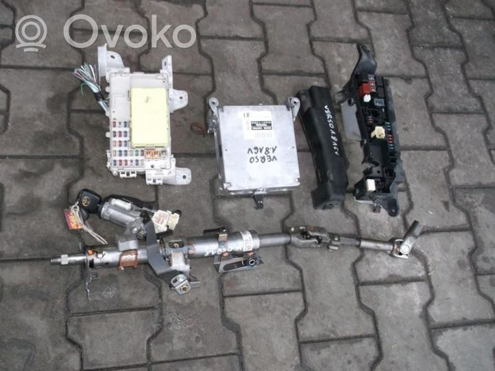 Toyota Corolla Verso E121 Engine control unit/module ECU 