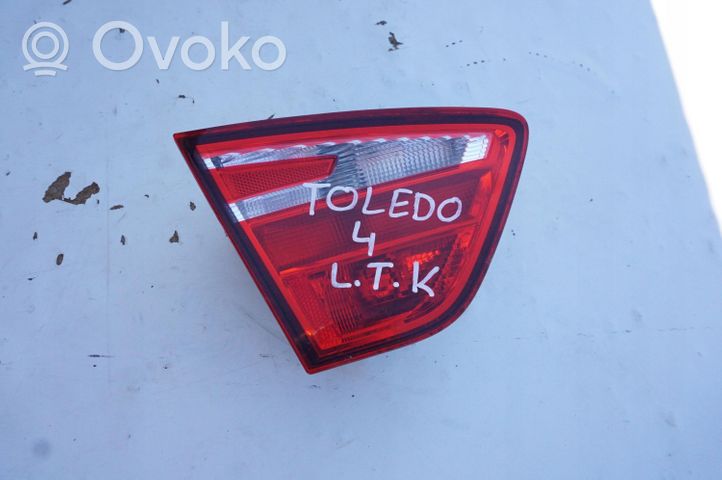 Seat Toledo IV (NH) Lampy tylnej klapy bagażnika 