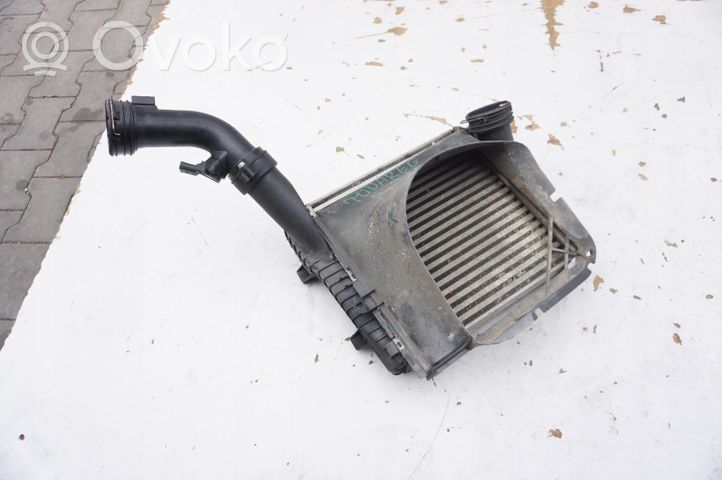 Volkswagen Touareg III Radiador intercooler 