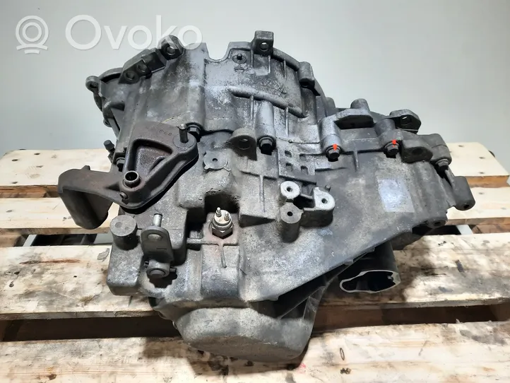 Volvo S60 Mehāniska 5 ātrumu pārnesumkārba P8647073