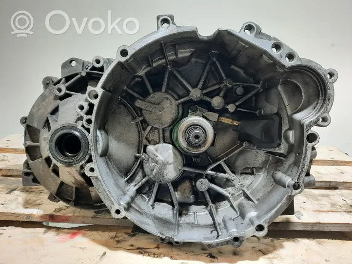 Volvo S60 Механическая коробка передач, 5 передач P8647073