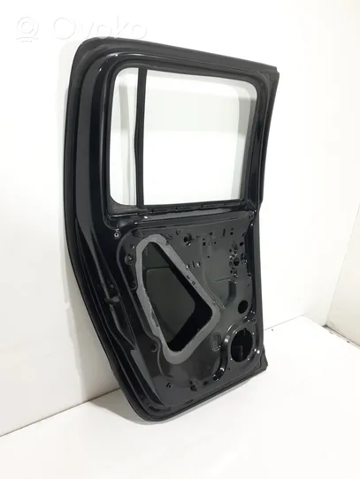 Volkswagen Amarok Rear door 