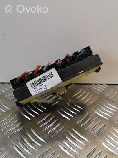 Peugeot 5008 Fuse module MT8PPL0936