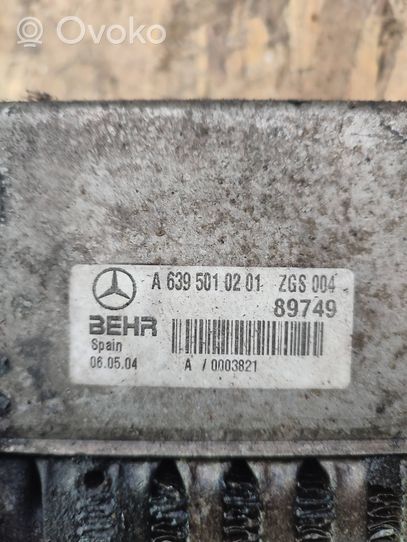 Mercedes-Benz Vito Viano W639 Välijäähdyttimen jäähdytin A6395010201