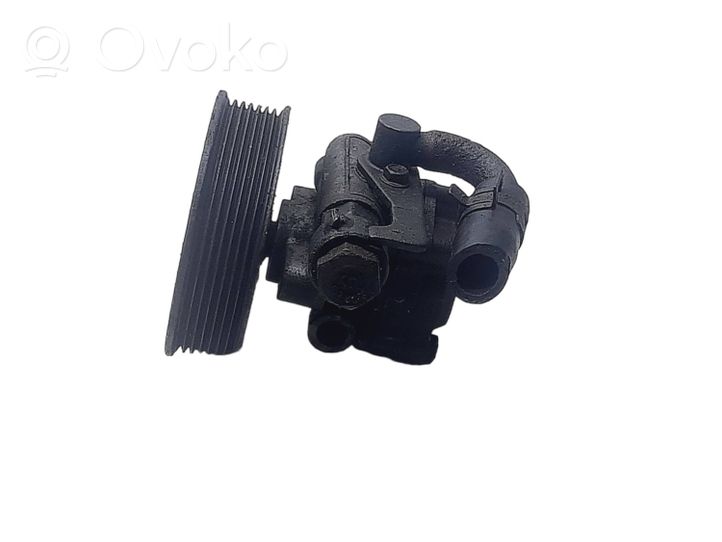 KIA Sorento Ohjaustehostimen pumppu 571004H000