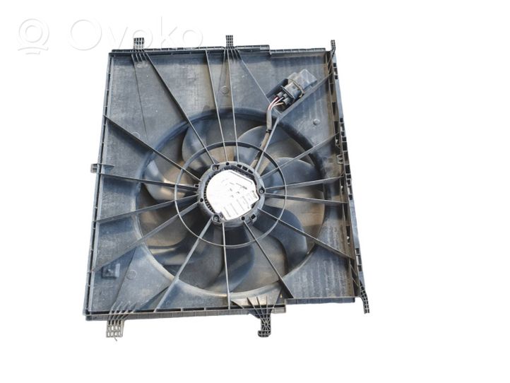 Mercedes-Benz Vito Viano W447 Ventilatore di raffreddamento elettrico del radiatore A4479060012