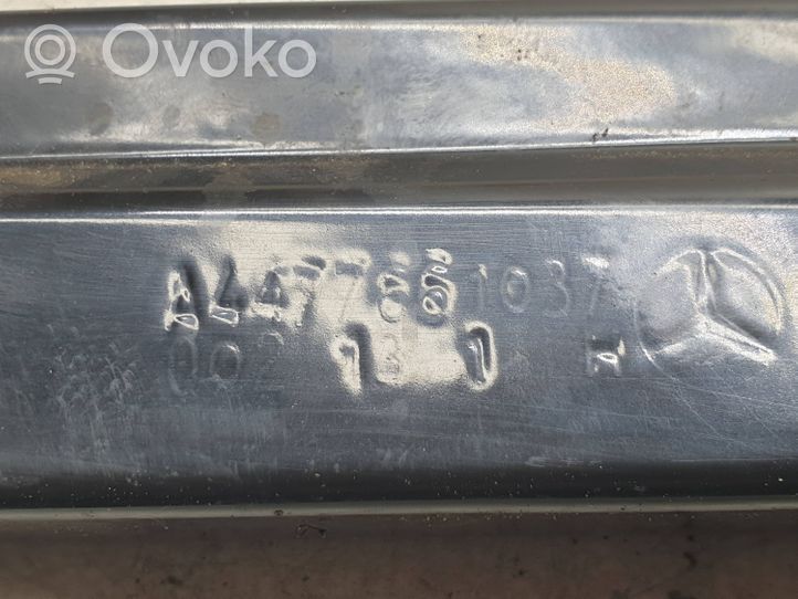 Mercedes-Benz Vito Viano W447 Liukuoven alakisko A4477661037