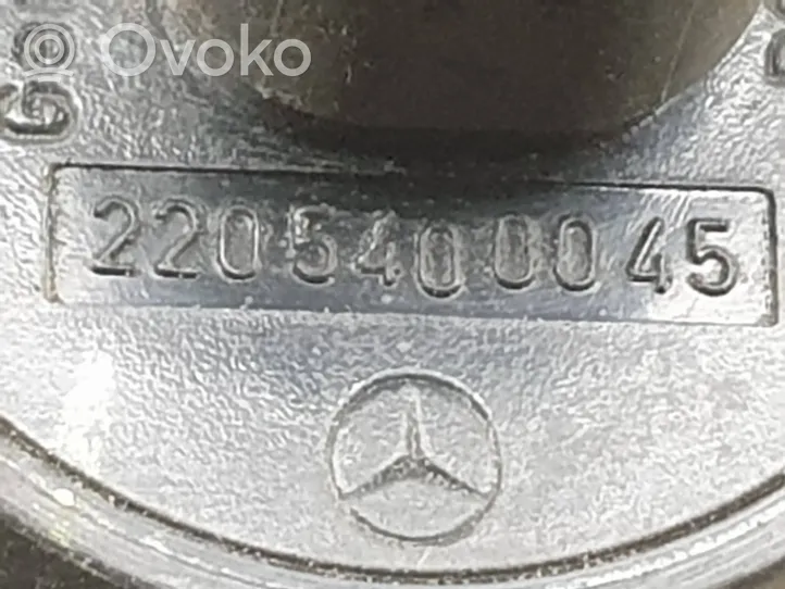 Mercedes-Benz Vito Viano W639 Tuulilasinpesimen pesunesteen tason anturi 2205400045