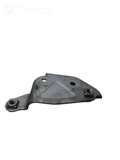 Audi A7 S7 4K8 Supporto della valvola di raffreddamento EGR 05L131425