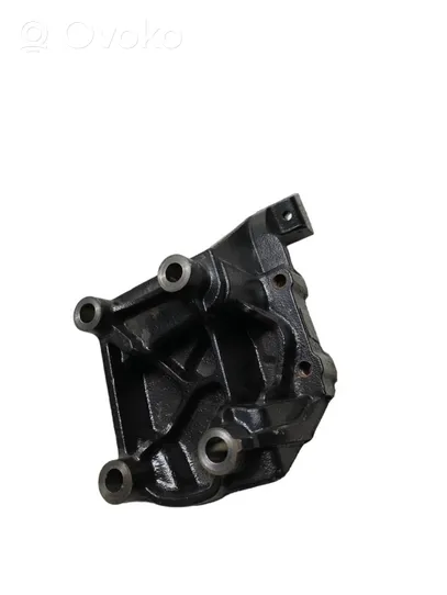 Audi A7 S7 4K8 Support, suspension du moteur 05L131425E