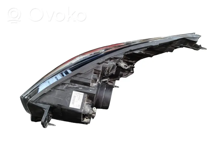 Renault Trafic III (X82) Faro/fanale 260105469R