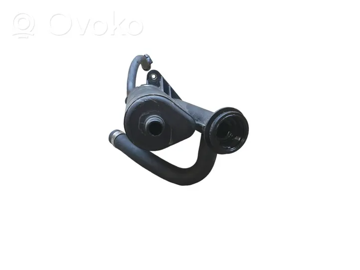 Renault Trafic II (X83) Separatore dello sfiato dell’olio 8200082486