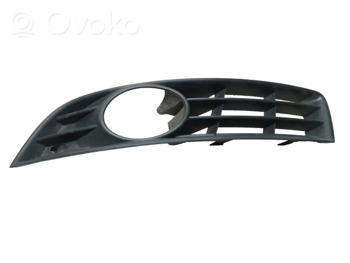 Volkswagen PASSAT B6 Grille inférieure de pare-chocs avant 3C0853665A