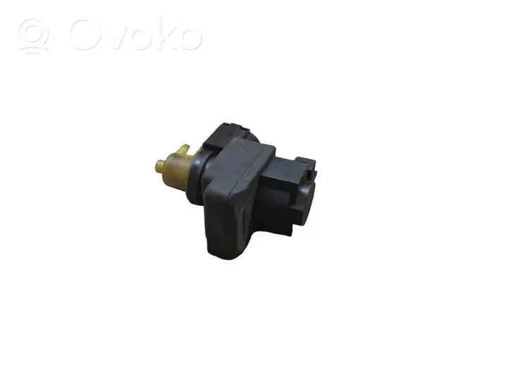 Renault Trafic II (X83) Solenoidinis vožtuvas 93900