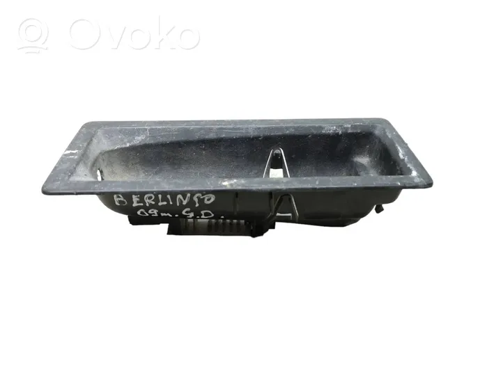 Citroen Berlingo Lampa 968561408000