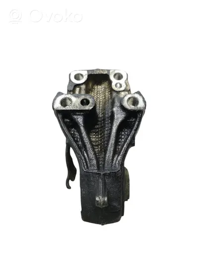 Peugeot Partner Driveshaft support bearing bracket EPC810907