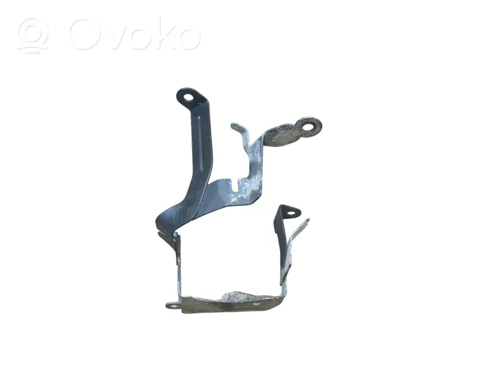 Skoda Roomster (5J) Supporto di montaggio della pompa del servosterzo 6R0423845