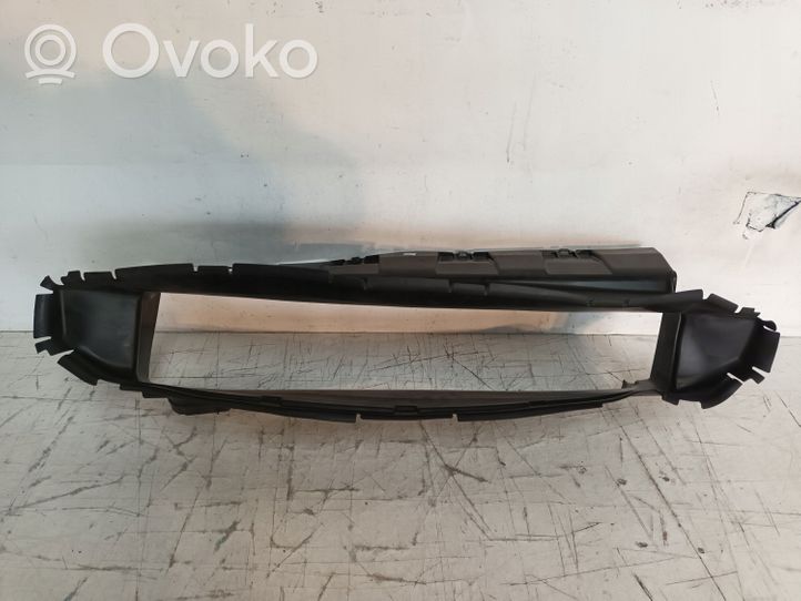 Volvo V40 Pannello di supporto del radiatore (usato) 31323114