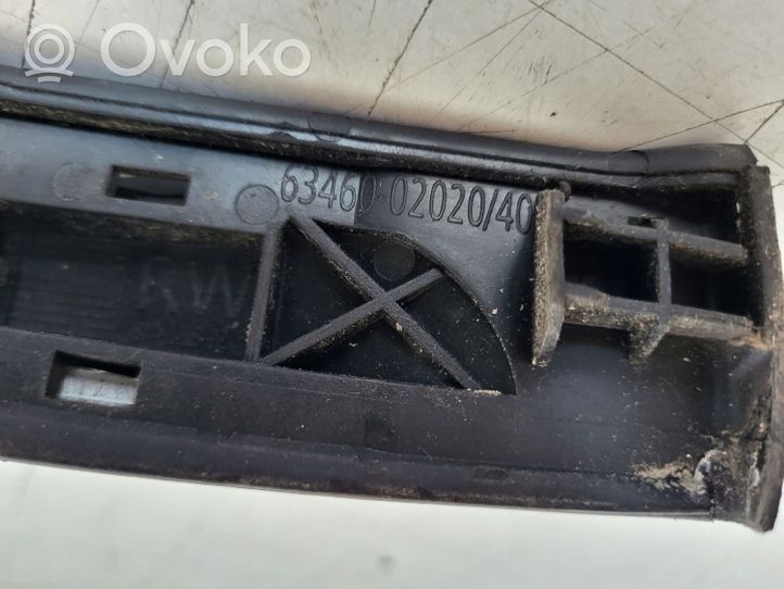 Toyota Auris E180 Katon muotolistan suoja 63470-02020