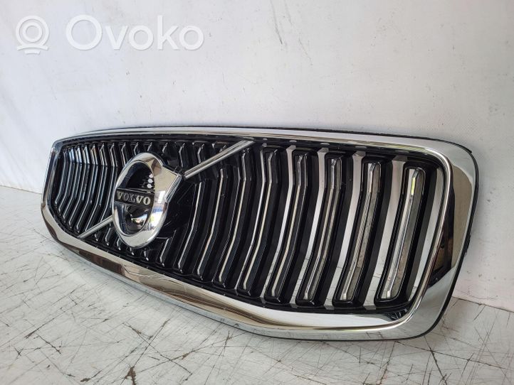 Volvo V60 Maskownica / Grill / Atrapa górna chłodnicy 