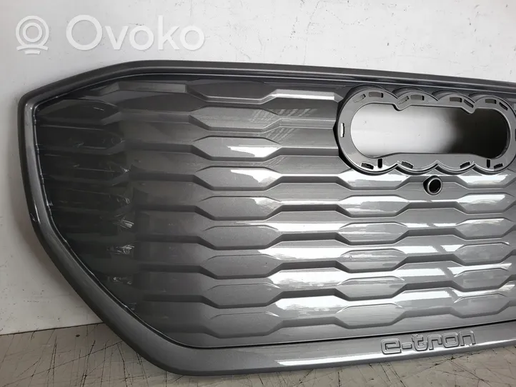 Audi Q4 Sportback e-tron Grille calandre supérieure de pare-chocs avant 89A853653