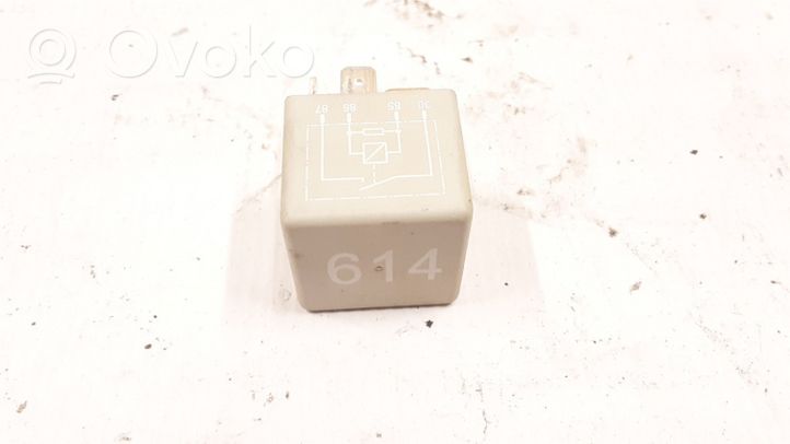 Audi A6 S6 C6 4F Other relay 8E0951253