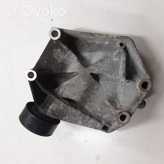 Opel Vectra C Staffa di montaggio del compressore dell’A/C 55187675