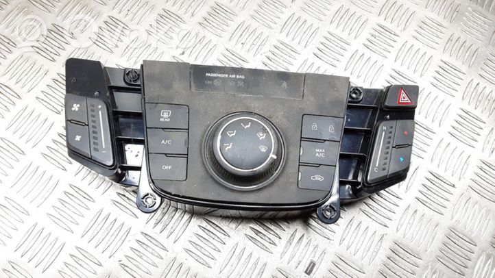 Hyundai i40 Audio system kit 1410181639