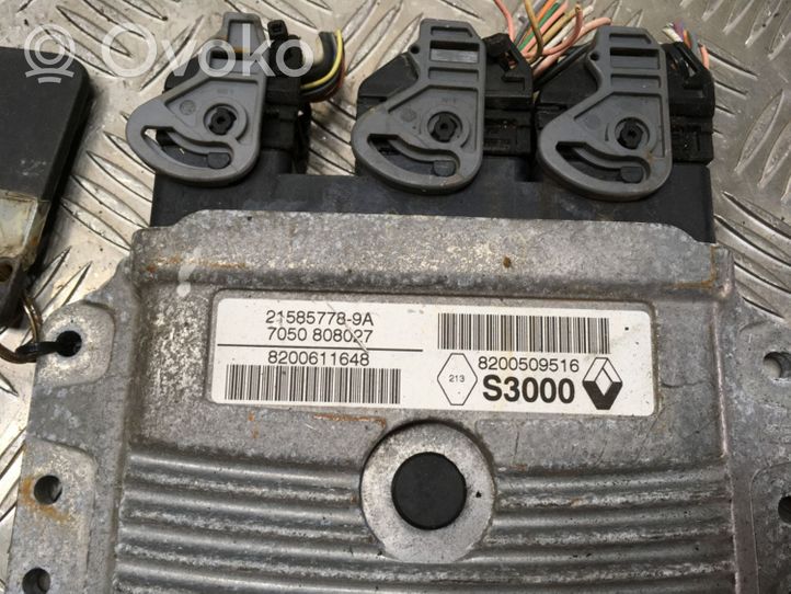 Renault Scenic II -  Grand scenic II Sterownik / Moduł ECU 215857789A