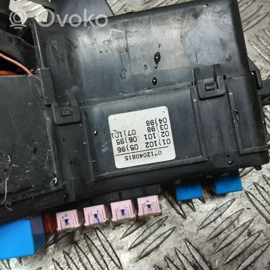 Hyundai i10 Module de fusibles 0712040815