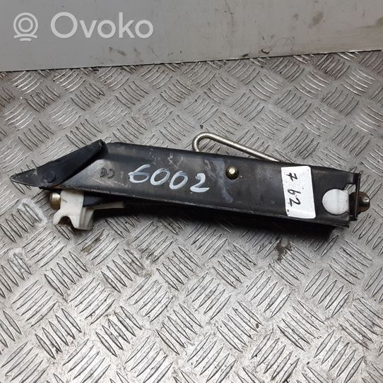 Peugeot 307 Cric de levage 9637677780