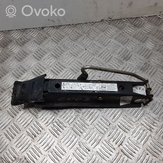 Peugeot 307 Cric de levage 9637677780