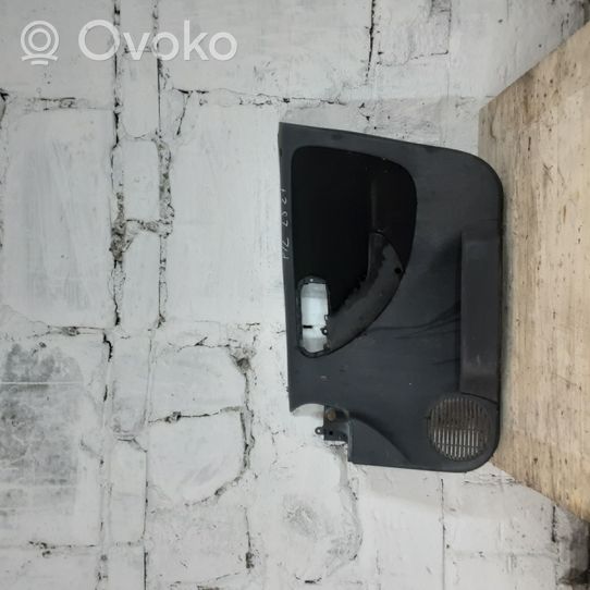 Opel Corsa C Etuoven verhoilu 