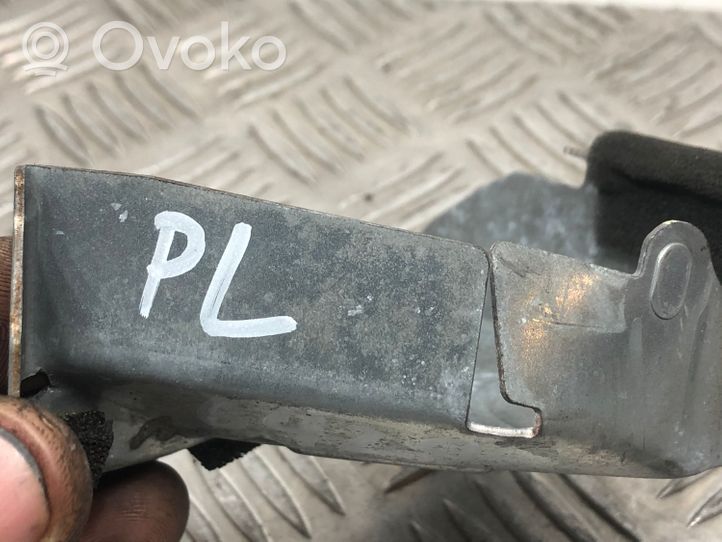 Mazda 3 I Altro elemento di rivestimento della portiera anteriore 8B18