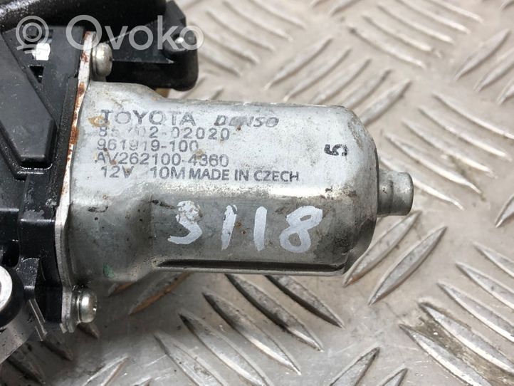 Toyota Avensis T270 Priekinis varikliukas langų pakėlėjo 961919100