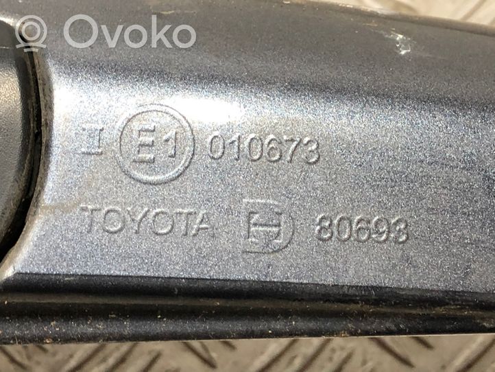 Toyota Yaris Manualne lusterko boczne drzwi przednich E1010673