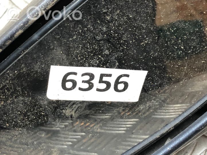 Toyota Yaris Manualne lusterko boczne drzwi przednich E1010673