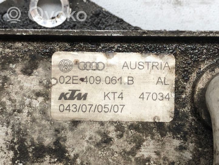 Skoda Octavia Mk2 (1Z) Vaihteistoöljyn jäähdytin (käytetyt) 02E409061B