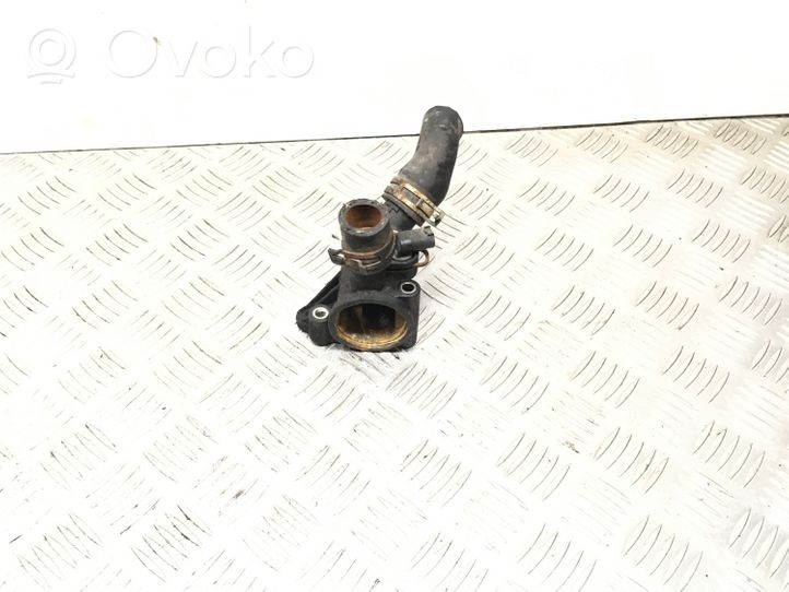 Mercedes-Benz A W169 Termostaatin kotelo A6682030275