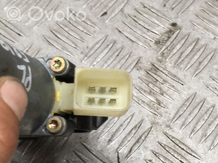 Volvo S60 Front door window regulator motor 0130821761